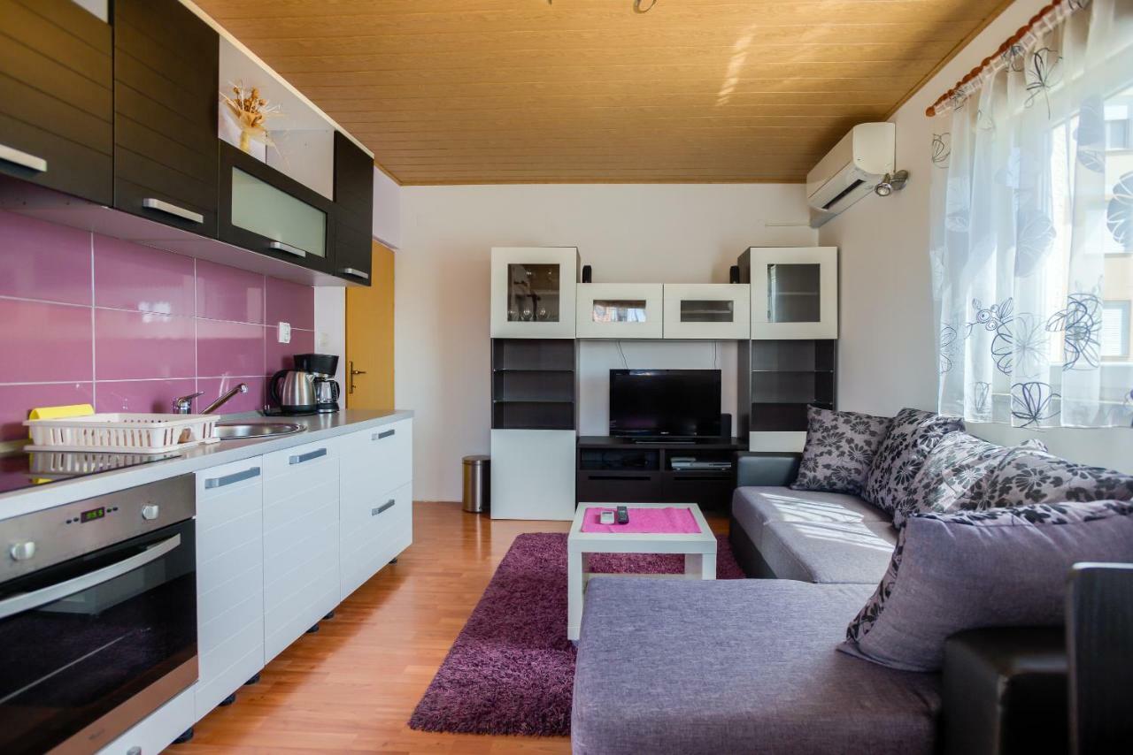 Apartment Monica Ližnjan 外观 照片