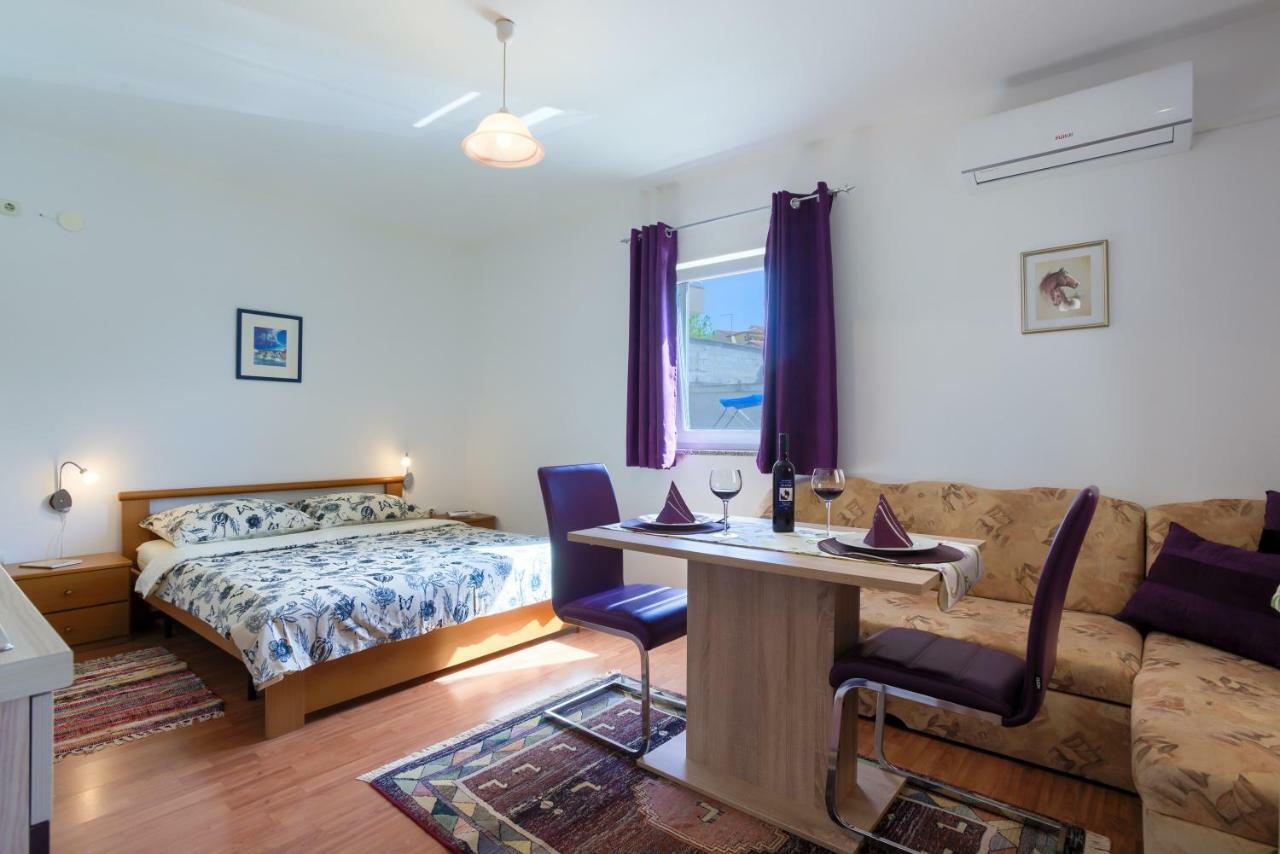 Apartment Monica Ližnjan 外观 照片